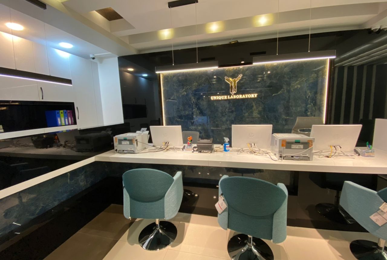 پذیرش آزمایشگاه یونیک